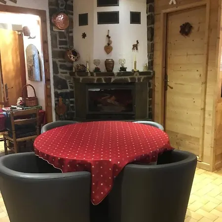Restaurant L'ancienne ホテル
