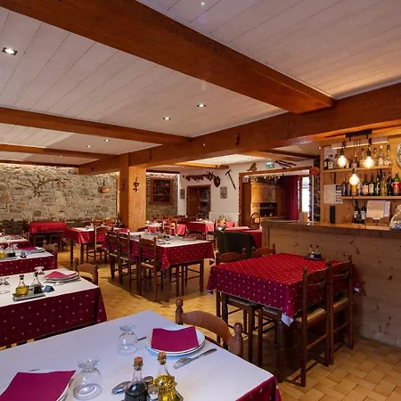 Hotel Logis Restaurant L'ancienne