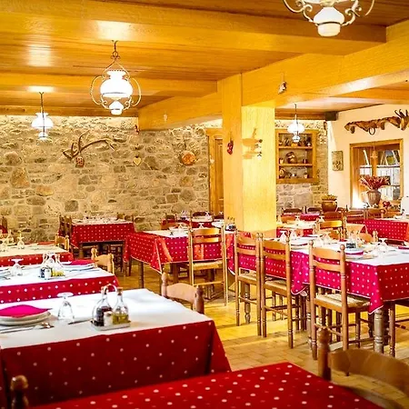 Restaurant L'ancienne ホテル Bolquere Pyrenees 2000