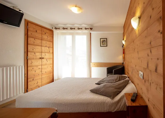 Logis Restaurant L'ancienne Hotel 3*