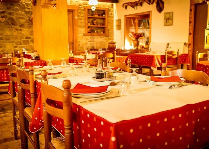 Restaurant L'ancienne מלון
